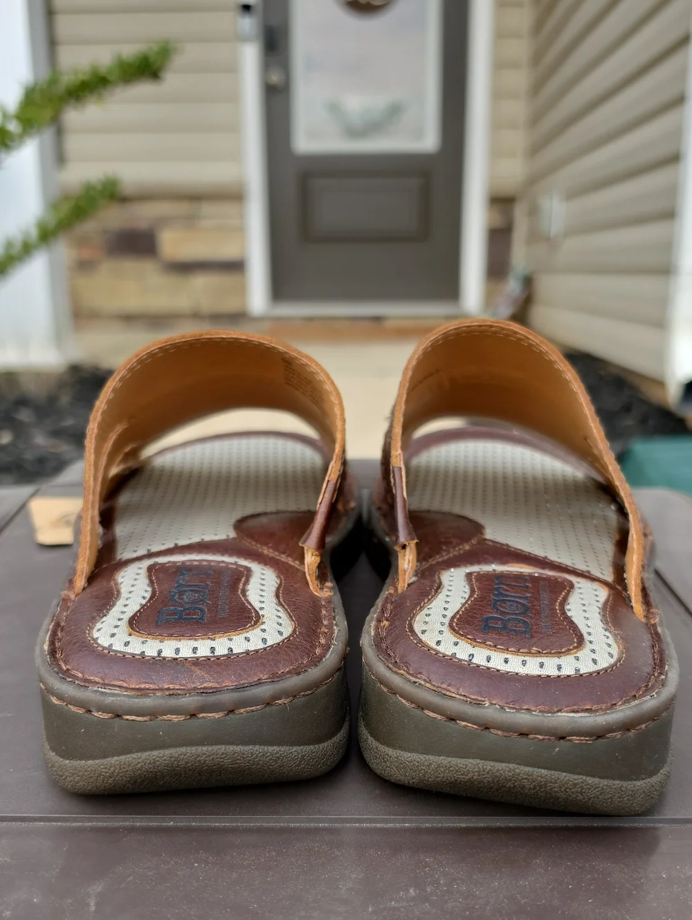 Born Men's Weiser Sandals Cymbal Size 9 Leather NWT